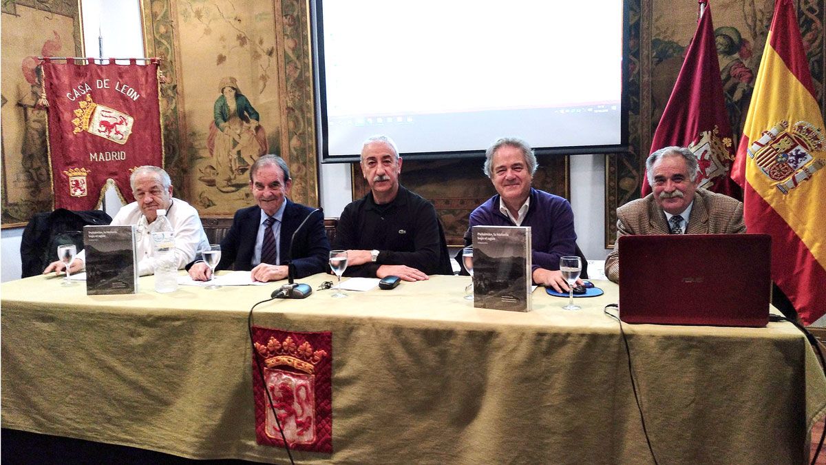 Un momento de la presentación del libro el pasado viernes en Madrid.