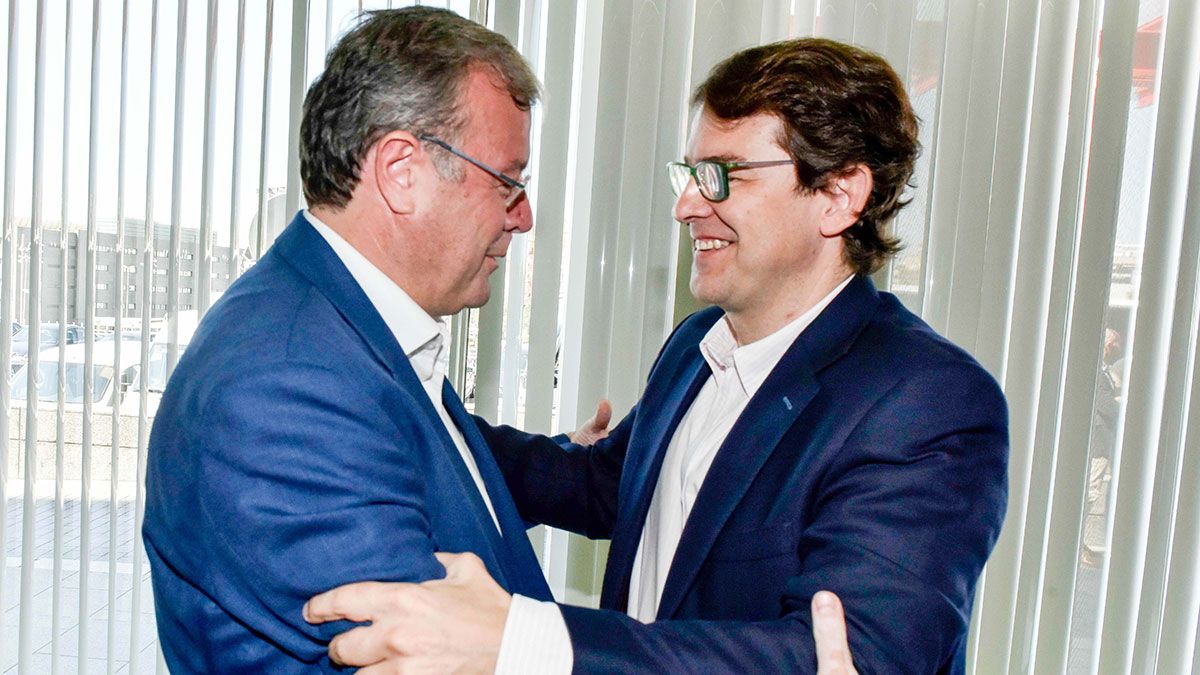 Antonio Silván y Alfonso Fernández Mañueco, en una imagen de archivo. | ICAL Antonio Silván y Alfonso Fernández Mañueco, en una imagen de archivo. | ICAL