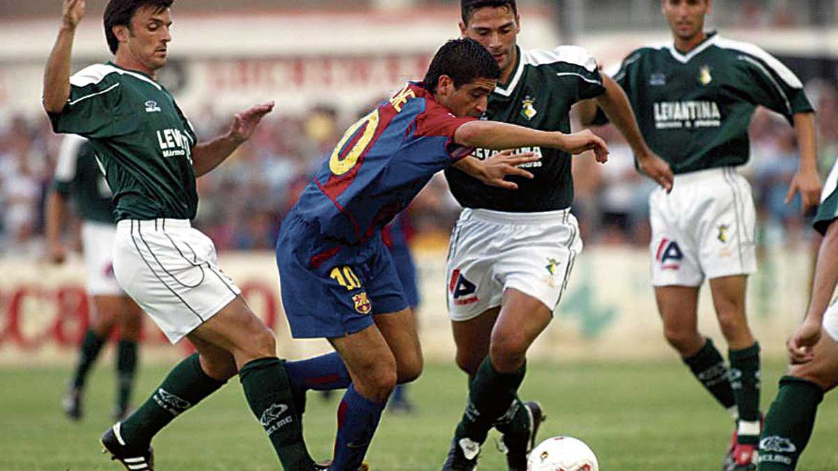 El Novelda también eliminó al Barça de Riquelme. | ABC El Novelda también eliminó al Barça de Riquelme. | ABC