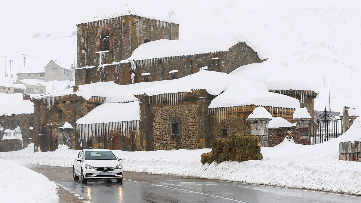 Arbas del Puerto en la última nevada de este mes de octubre. | ICAL