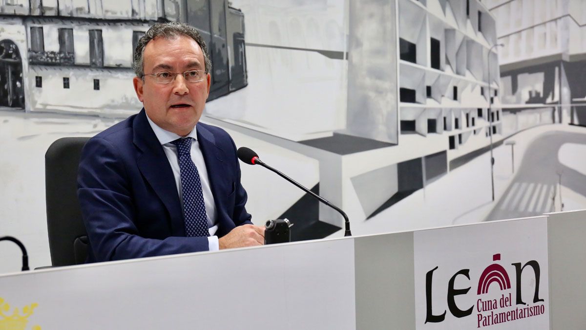 El portavoz del equipo de gobierno del Ayuntamiento de León, Fernando Salguero. | CÉSAR