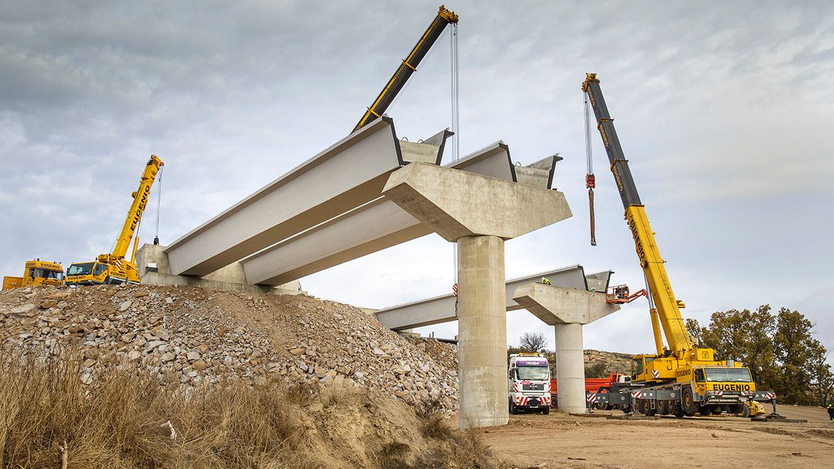 Obras en la autovía de Fuentes de Oñoro (Salamanca) en una imagen de archivo. | ICAL