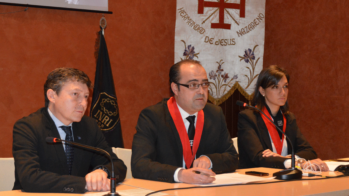 Folgueral y Morala, ayer durante la celebración de las II Jornadas de Puertas Abiertas. | L. N. C.