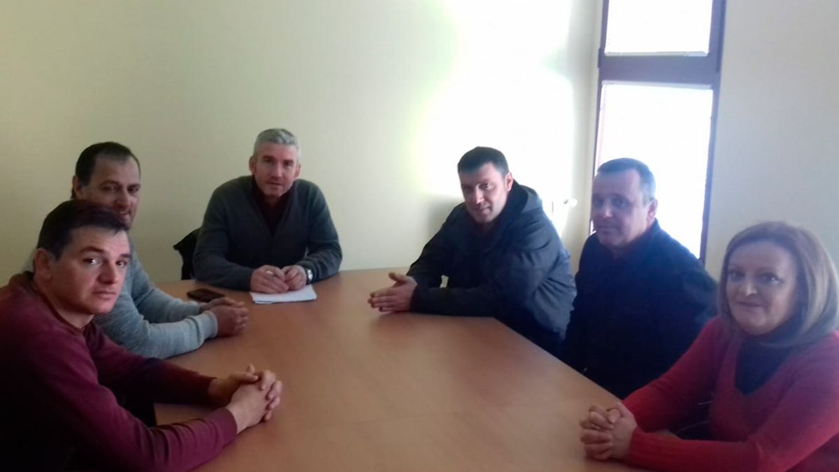 Reunión de los auxiliares con el presidente de Acom. | L.N.C.