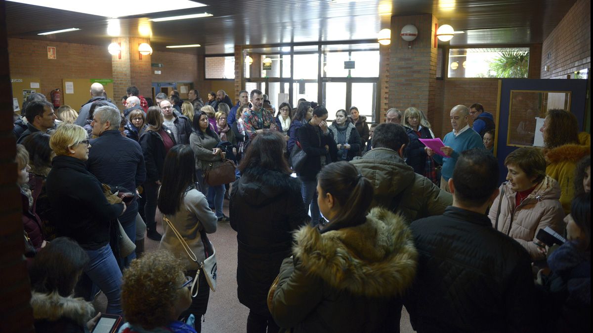 En total eran más de 18.000 opositores en Castilla y León. | MAURICIO PEÑA