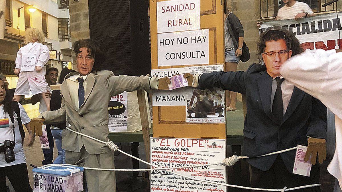 Foto de archivo de la última manifestación por la Sanidad en Astorga. | P.F.