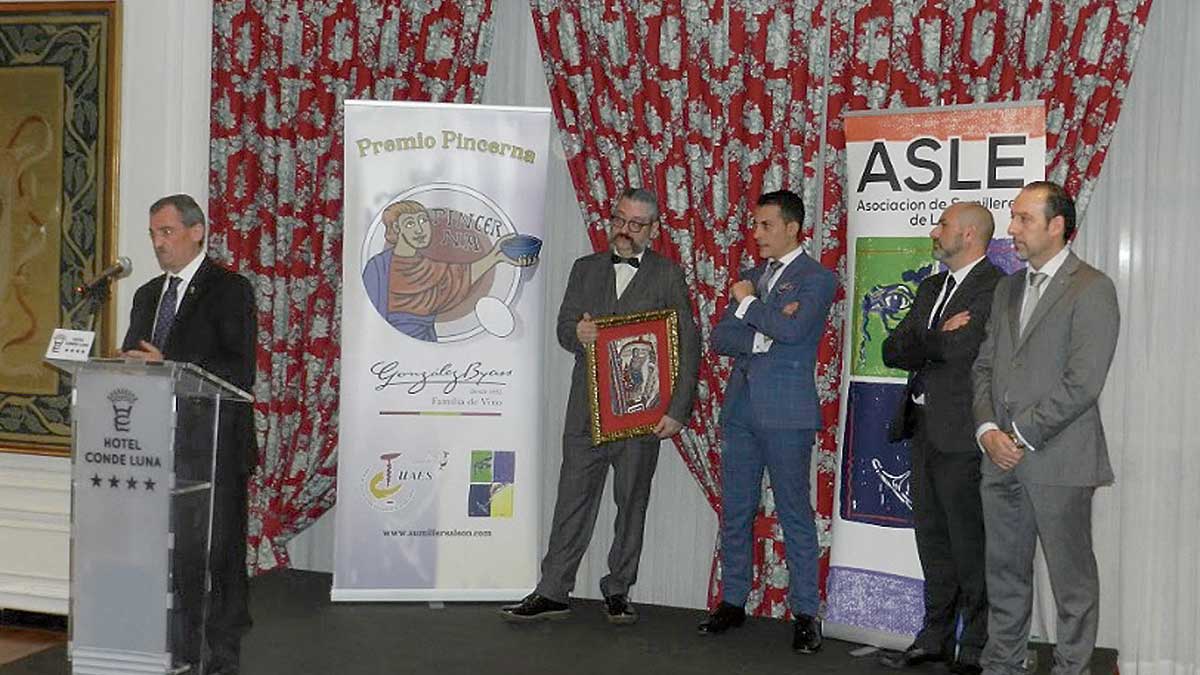 Pincerna abre fronteras