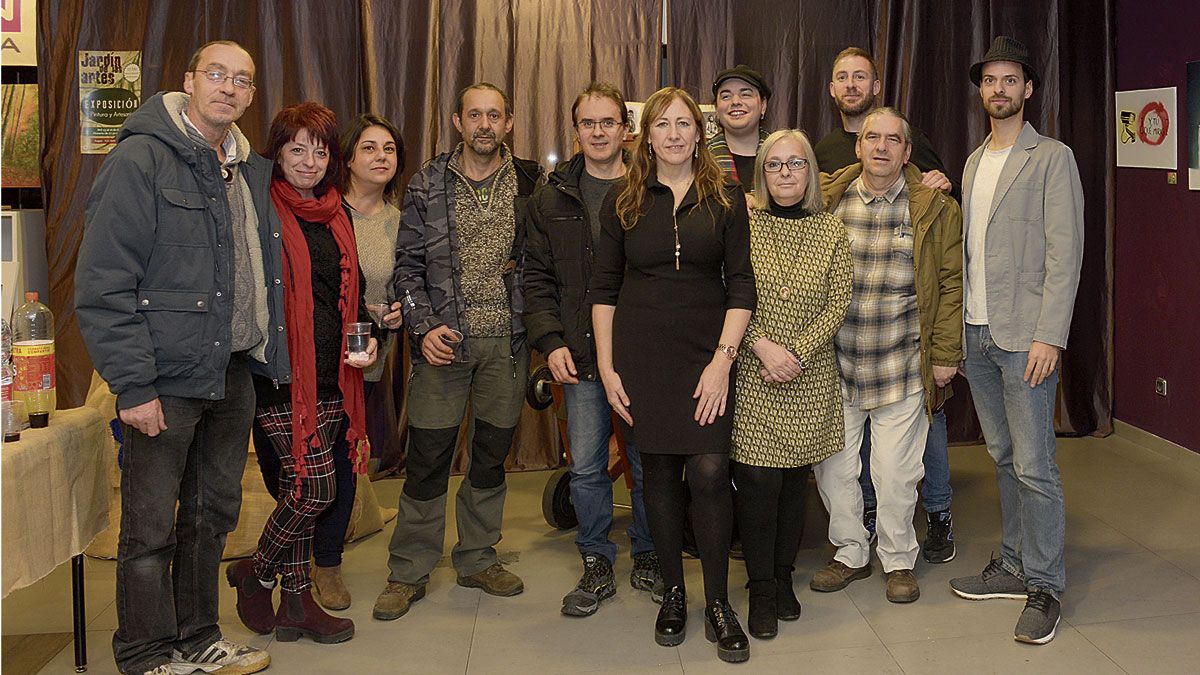 Algunos de los artistas que se exponen en el centro León Plaza. | MAURICIO PEÑA