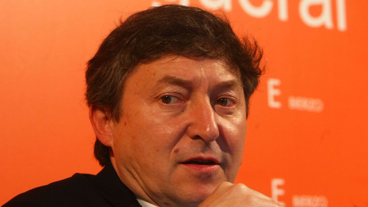 Samuel Folgueral, en una comparecencia de su nuevo partido USE Bierzo. | C. Sánchez (Ical)