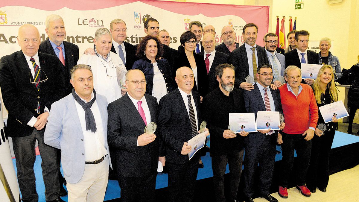 Galardonados en los premios de la CEG 2018 celebrados en la Casa de las Carnicerías. | MAURICIO PEÑA