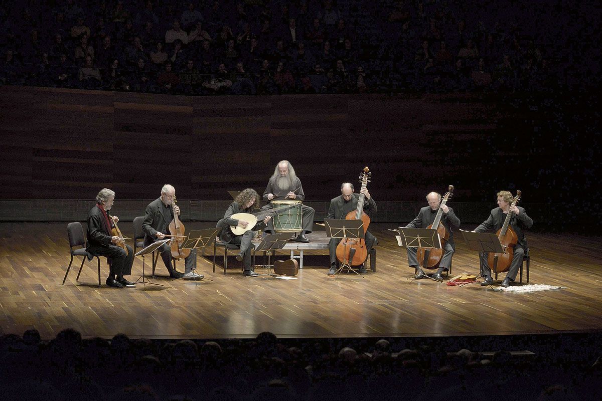 Jordi Saval al frente de Hesperion XXI en su actuación de enero de 2016 en el Auditorio de León. | MAURICIO PEÑA
