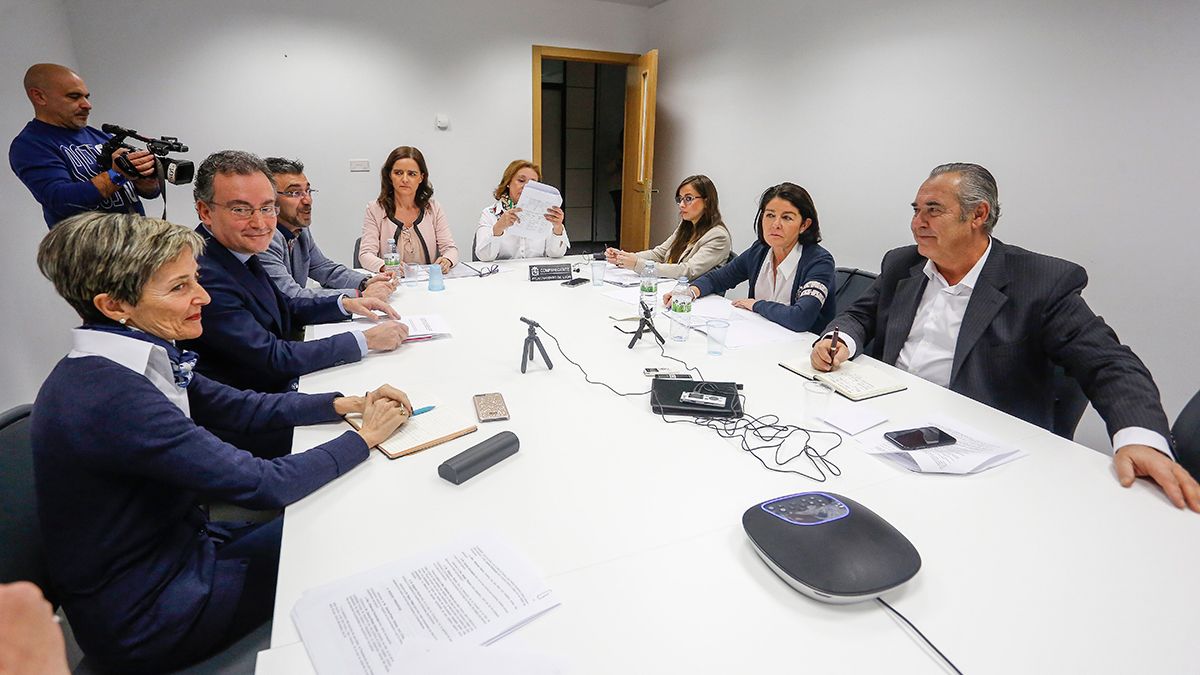 La sesión de ayer de la Comisión de Investigación de la Operación ‘Enredadera’ en el Ayuntamiento de León. | ICAL