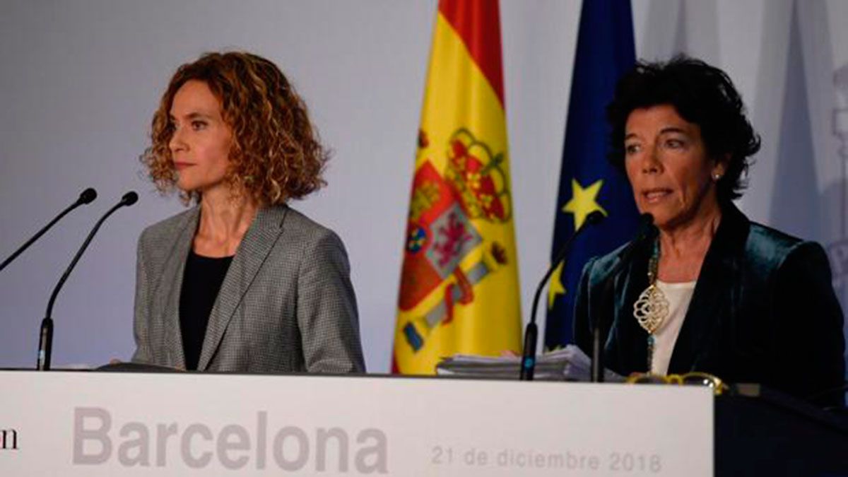 Las ministras Batet y Celaá en Barcelona. | ABC.ES