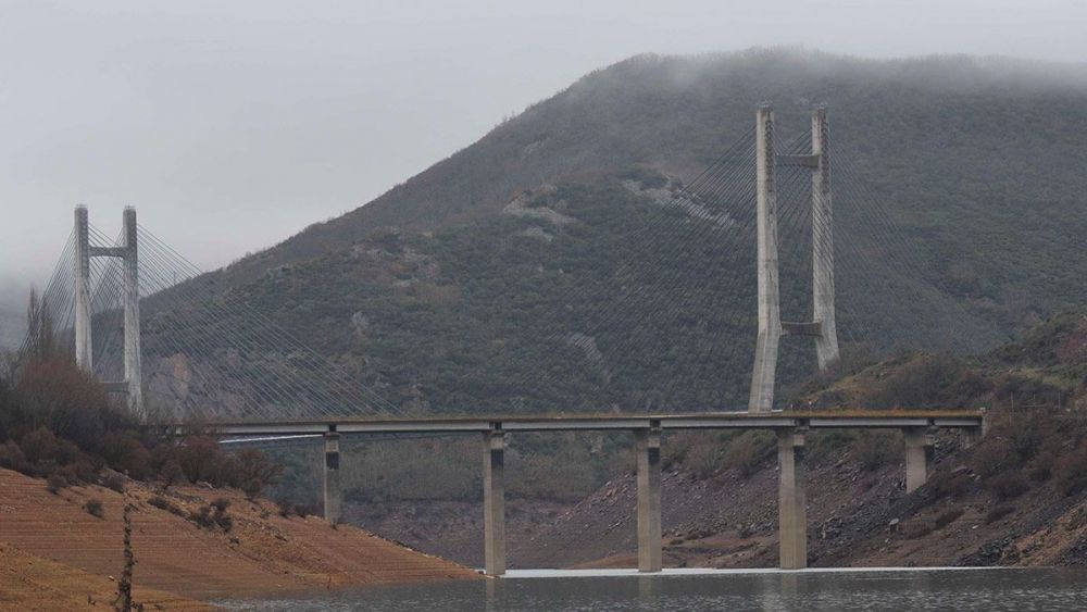 El PSOE de Laciana pide la retirada del peaje en la autopista AP66
