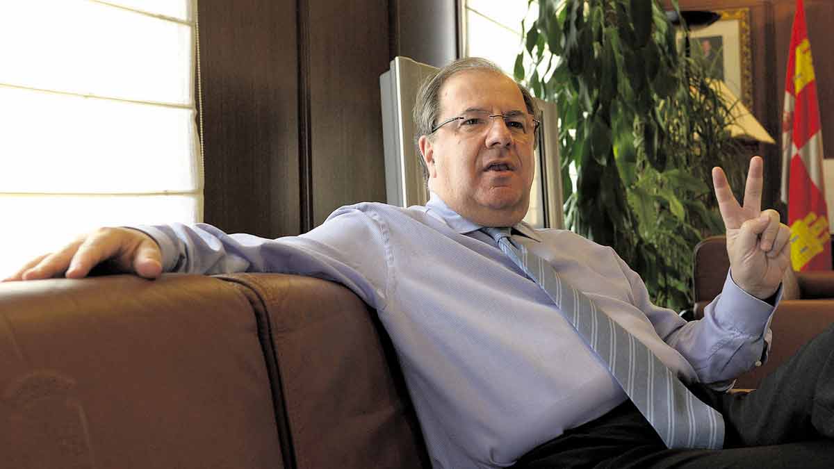 Las dudas de Herrera provocan diversas reflexiones en los políticos leoneses. | MAURICIO PEÑA