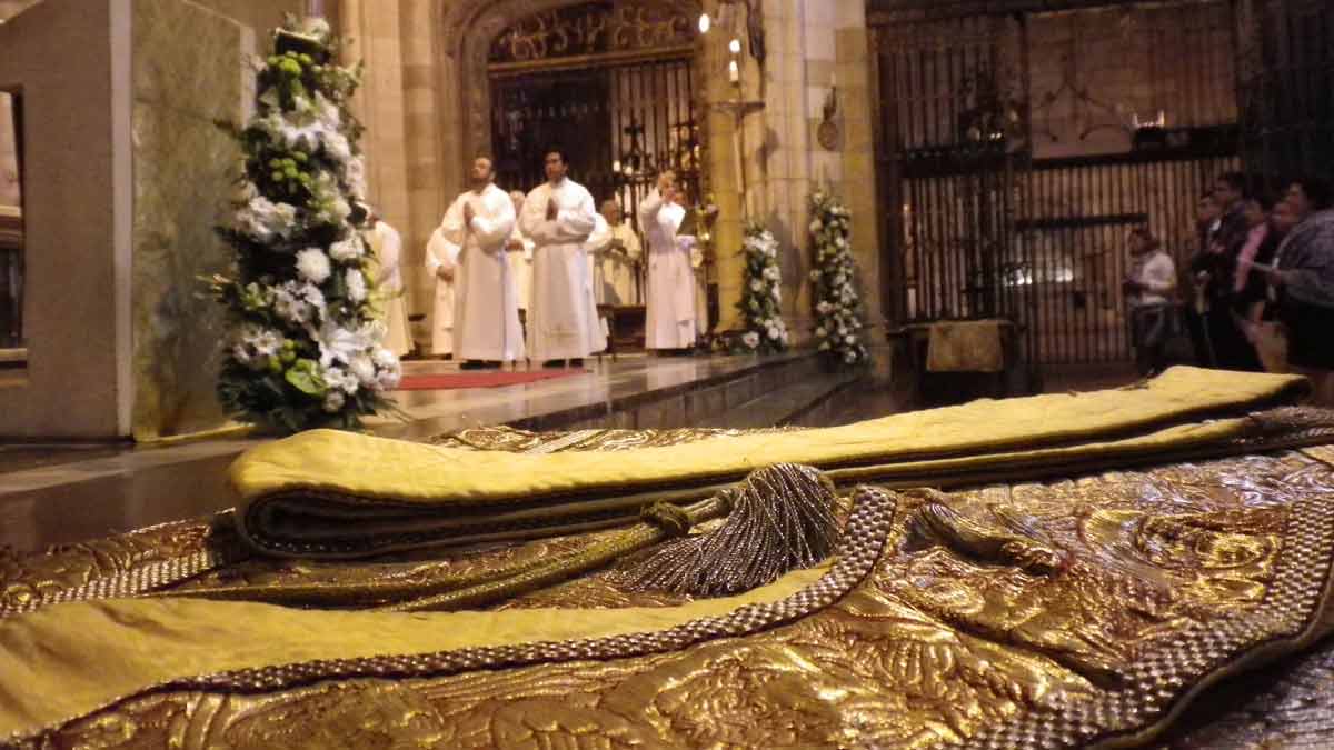 Imagen de archivo de una ordenación de diáconos, en este caso permanentes, por lo que no eran seminaristas. | L.N.C.