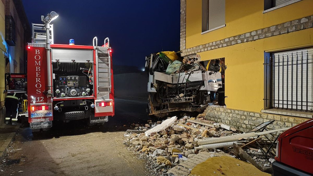 Imagen del siniestro. | BOMBEROS AYTO. LEÓN