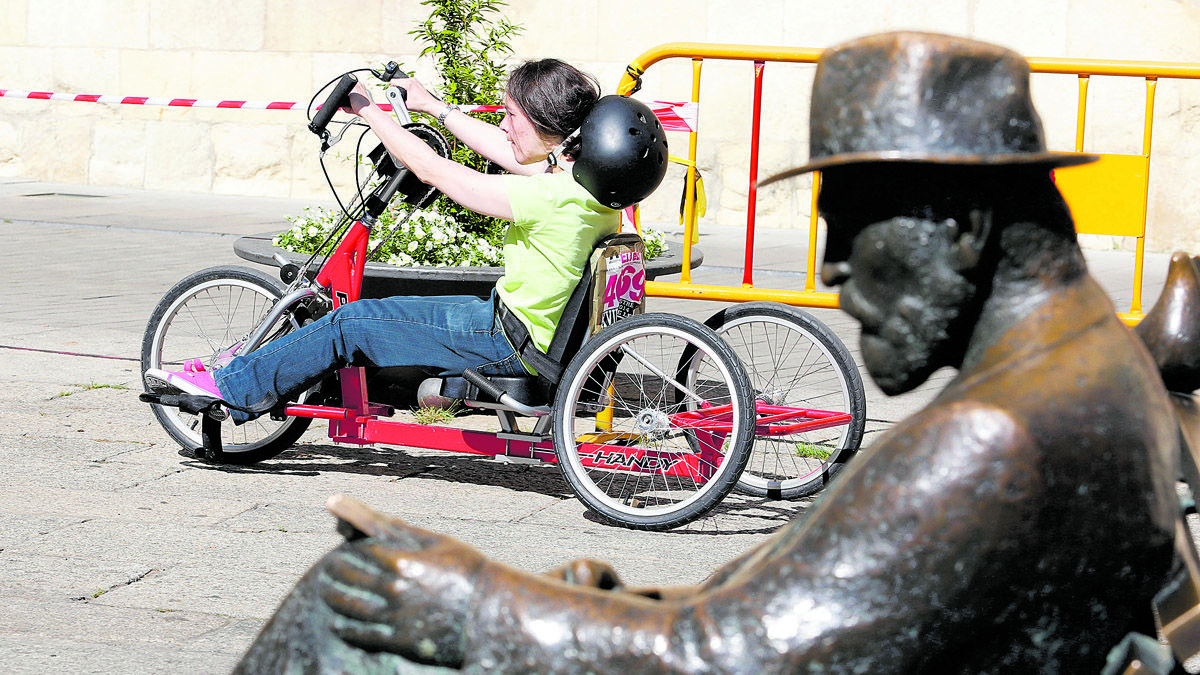 Semana olímpica organizada por el CRE de Discapacidad, ubicado en San Andrés del Rabanedo. | CARLOS S. CAMPILLO (ICAL)