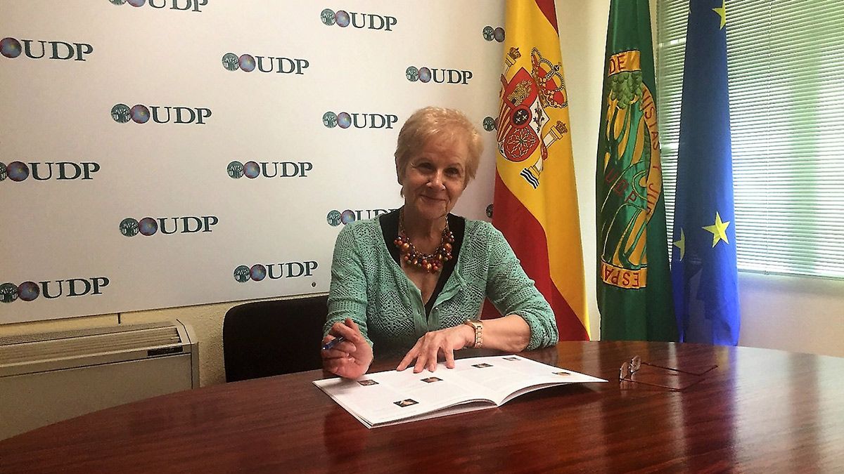 Paca Tricio, autora del libro editado por Península que lleva por título ‘La rebelión de los mayores’. | L.N.C.