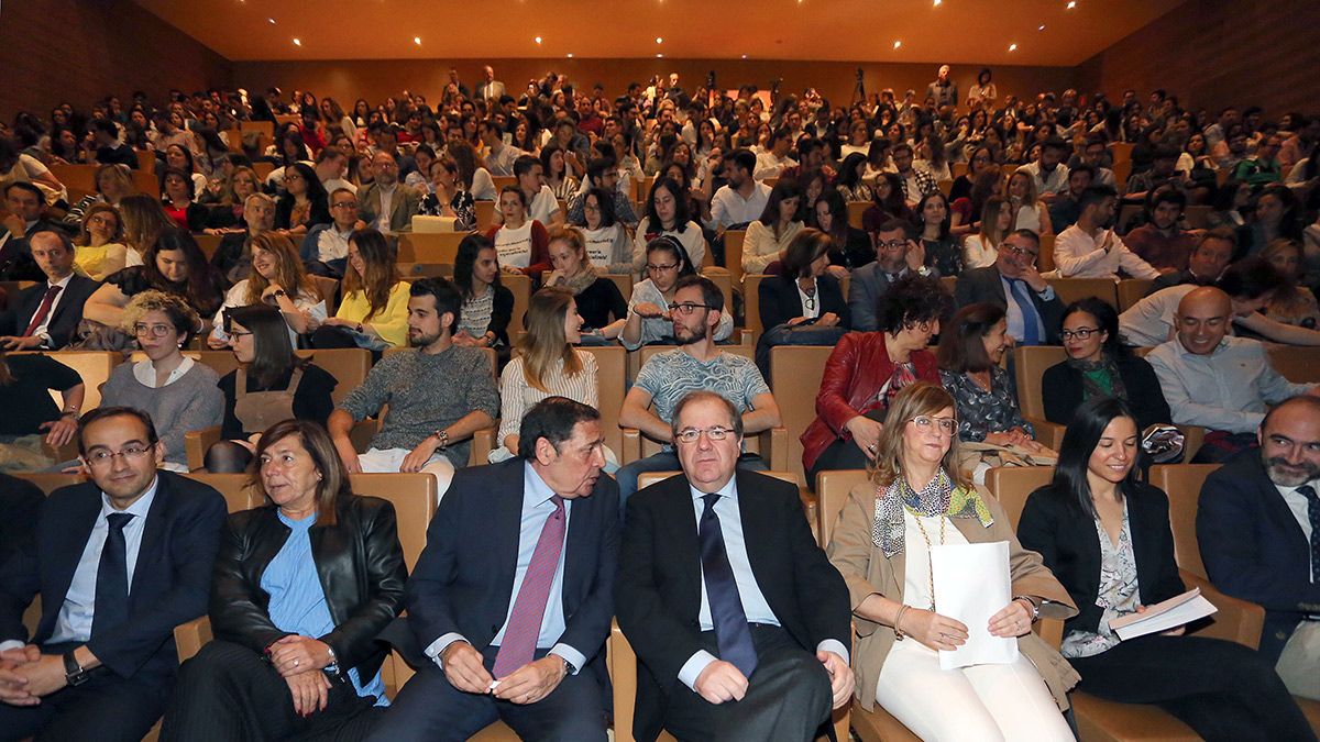 Acto de bienvenida de residentes MIR 2018, el pasado mes de junio en Valladolid. | ICAL