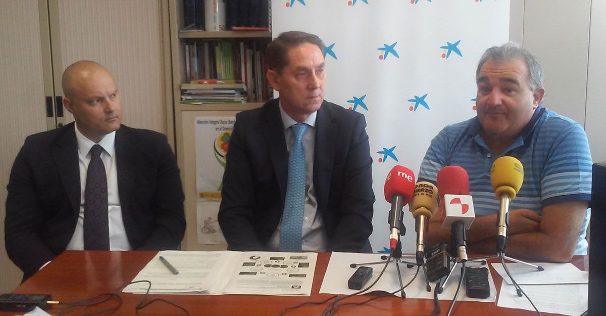 Pablo Sancho, de Caixabank y José Amtonio Fierro de Ambi.| D.M.