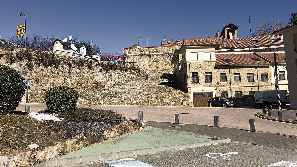 Imagen de la escalera italiana desde San Roque en la actualidad. P.F.