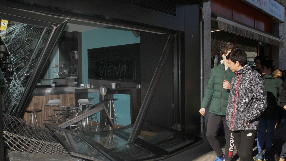 Robo mediante alunizaje en un establecimiento de Palencia. | ICAL