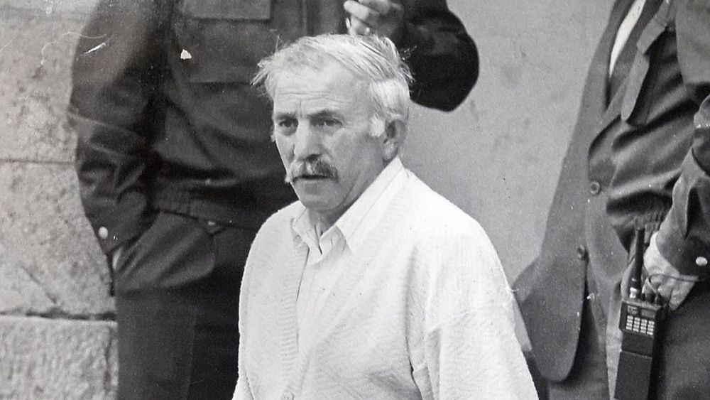 El hombre que se clavó a la vida con puntas del cero