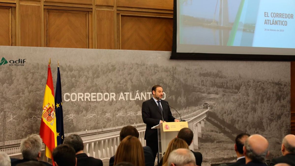 Ábalos durante su intervención en la presentación del Corredor Atlántico. | @fomentogob