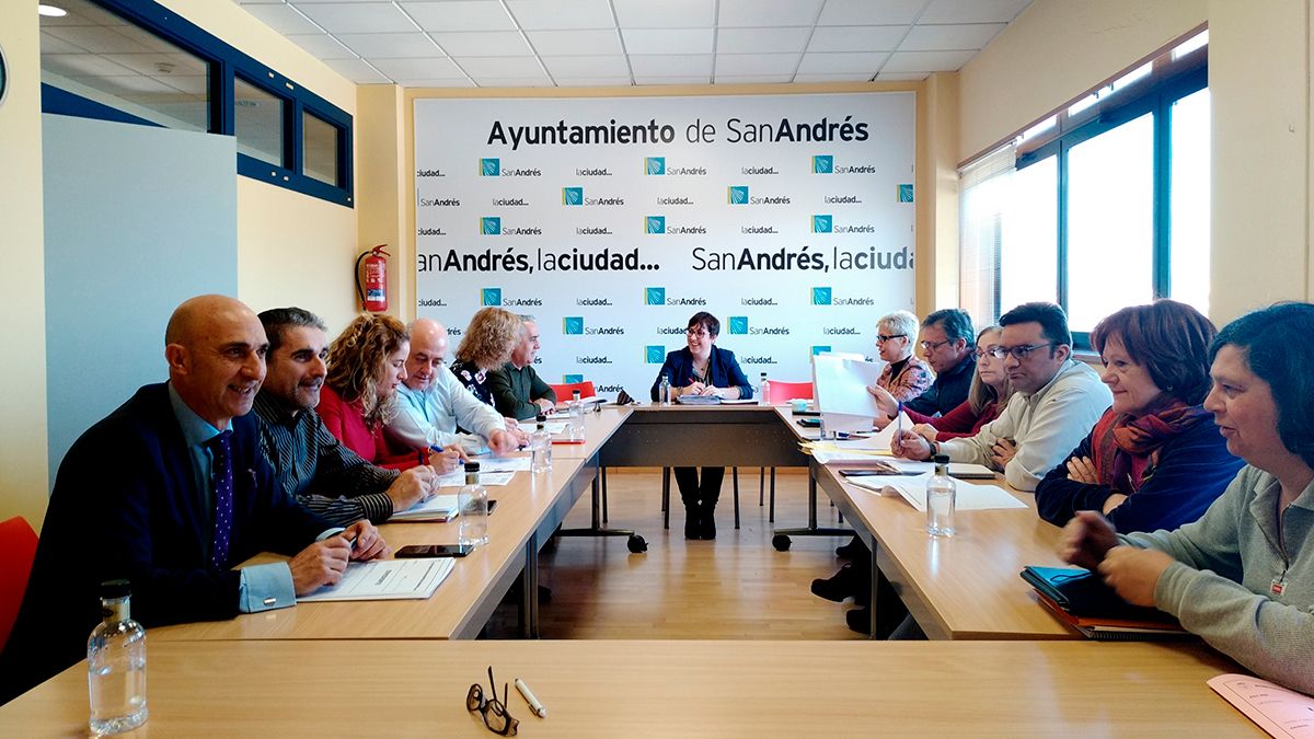 La junta de portavoces celebrada esta semana en el Ayuntamiento de San Andrés. | L.N.C.