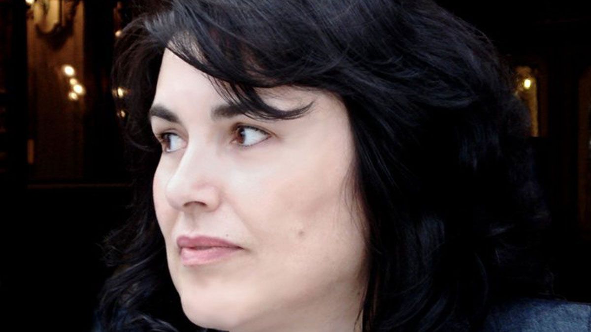 Elisa Vázquez es la autora de ‘El reino de Úlver’ que ha ocupado la mesa de lectura de Ruy Vega este mes.