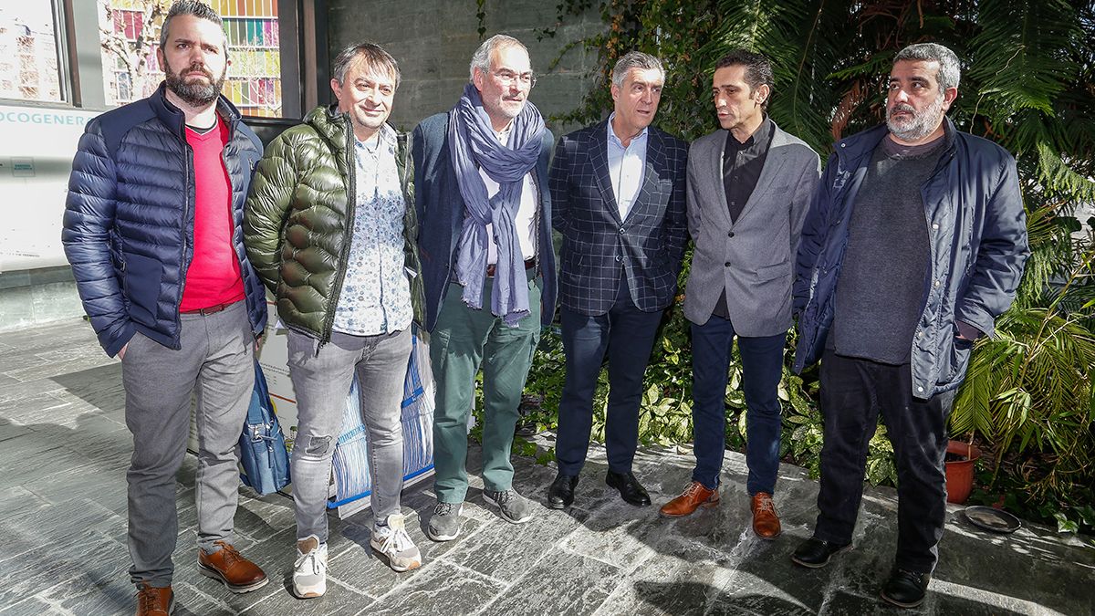 Asistentes a la reunión de la Mesa del Diálogo Social en el Sector Energético en León. | ICAL