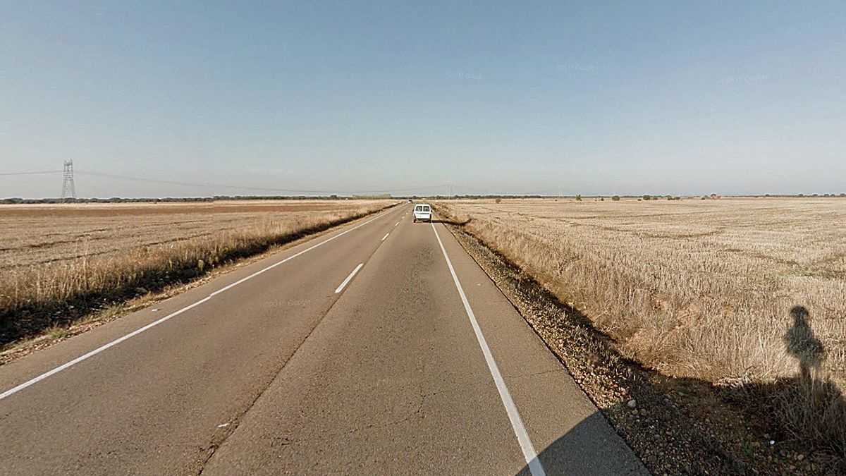 Carretera CL-622 que une Santa María del Páramo con León capital. | GOOGLE MAPS