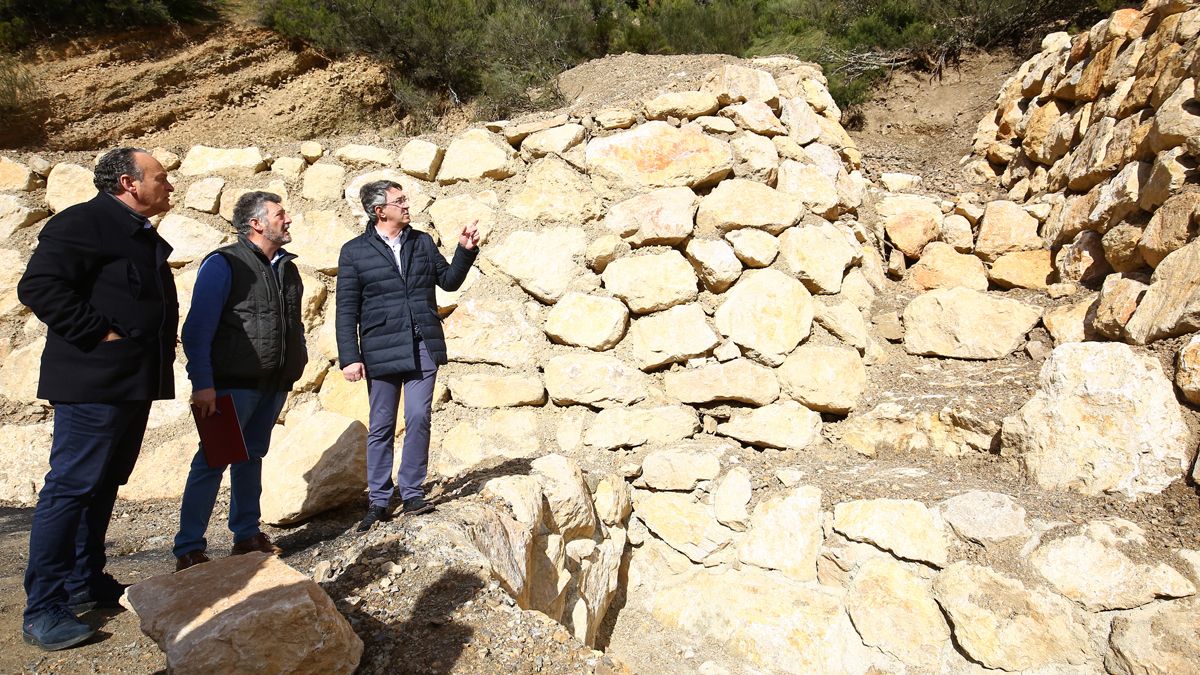 Majo en la recepción de las obras en Valseco, las de más calado realizadas por Diputación en el capítulo de emergencias. | ICAL