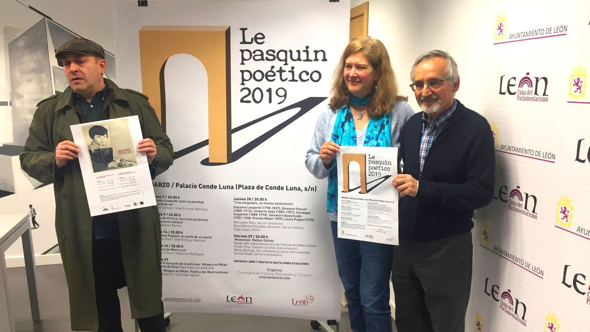 Víctor M. Díez. Margarita Torres y José Enrique Martínez en la presentación de Le Pasquin Poético y Laboratorio Poético. | CÉSAR