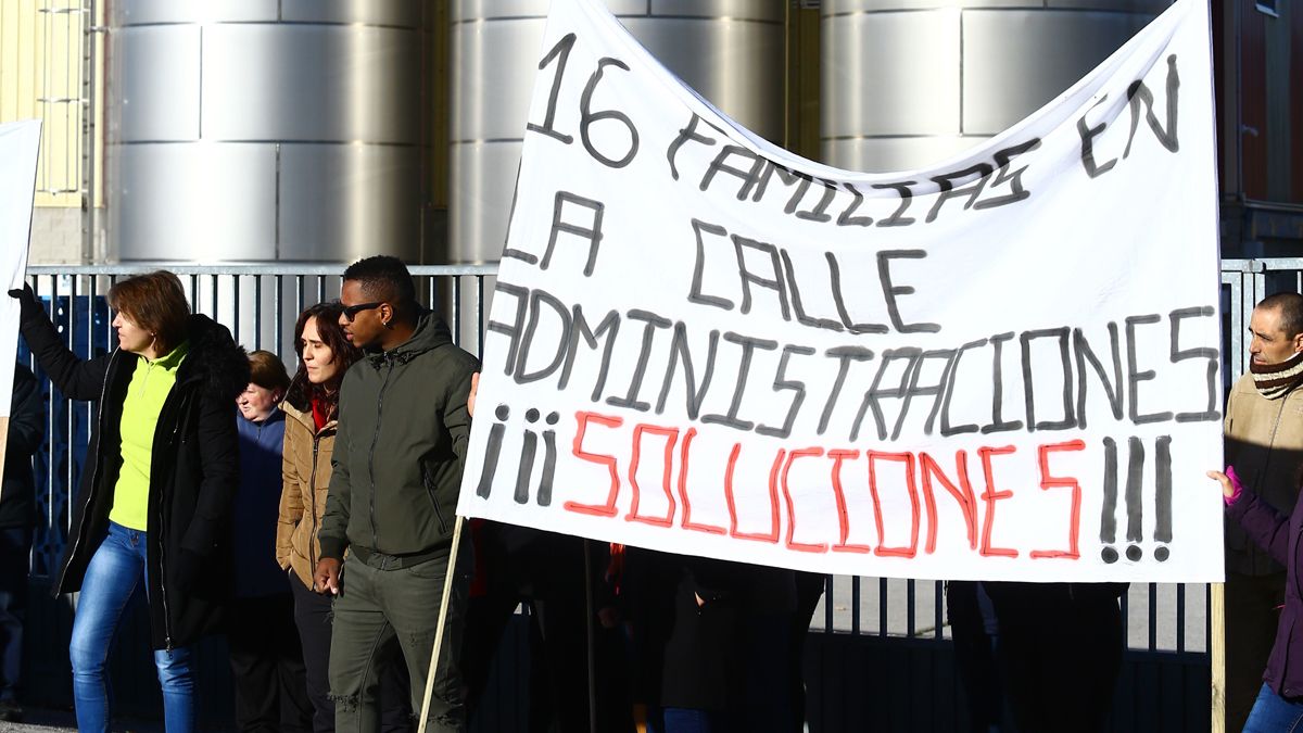 Imagen de la primera manifestación de los trabajadores tras ser despedidos. | ICAL