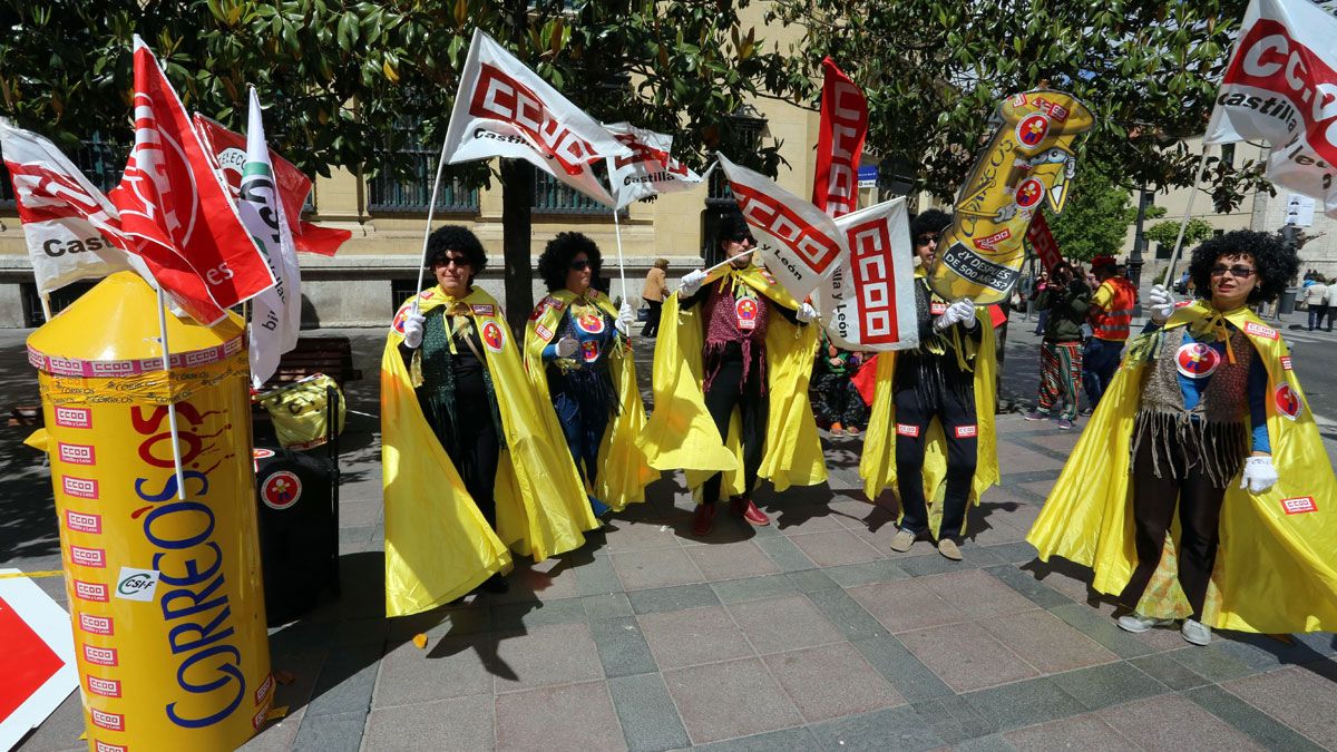 Imagen de archivo de una de las manifestaciones de Correos en Valladolid. | ICAL