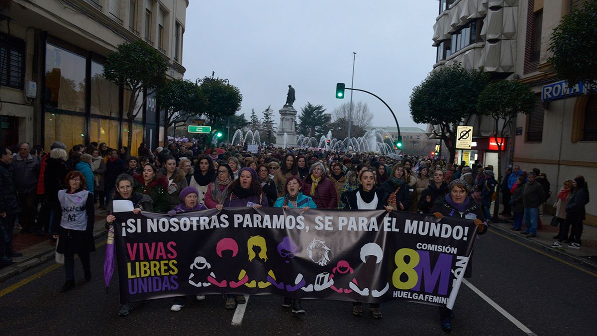 La cabecera de la manifestación de 2018, que también salió de la glorieta de Guzmán. | MAURICIO PEÑA