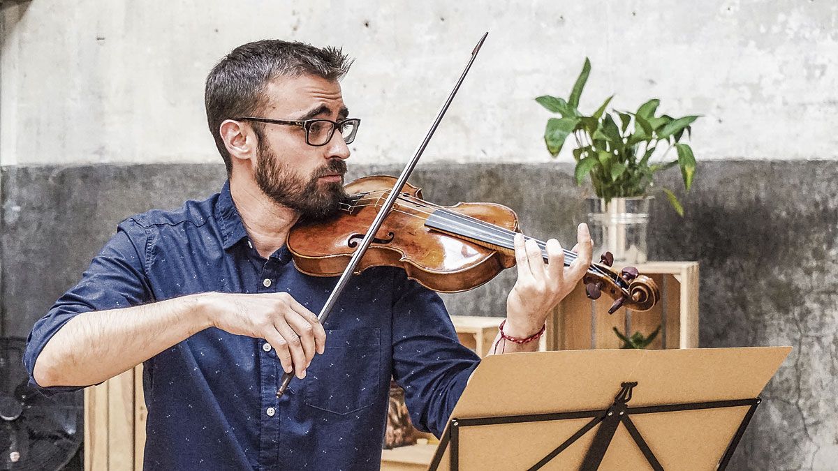 El violinista y líder de la formación, Daniel Pinteño. | CNDM