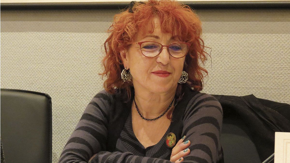 La escritora leonesa residente en Madrid Ángeles Fernangómez.