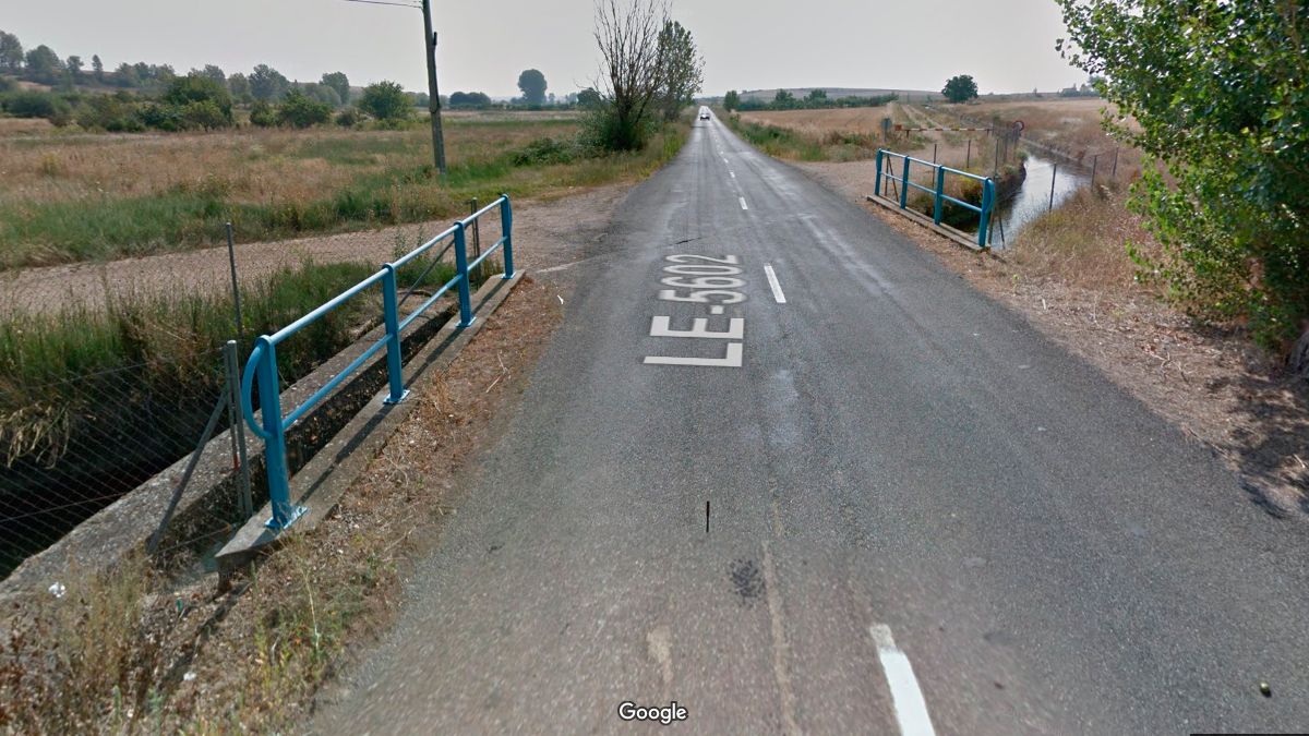 Imagen de la LE-5601, que será ensanchada desde Valdesogo de Abajo a Villaturiel. | GOOGLE MAPS