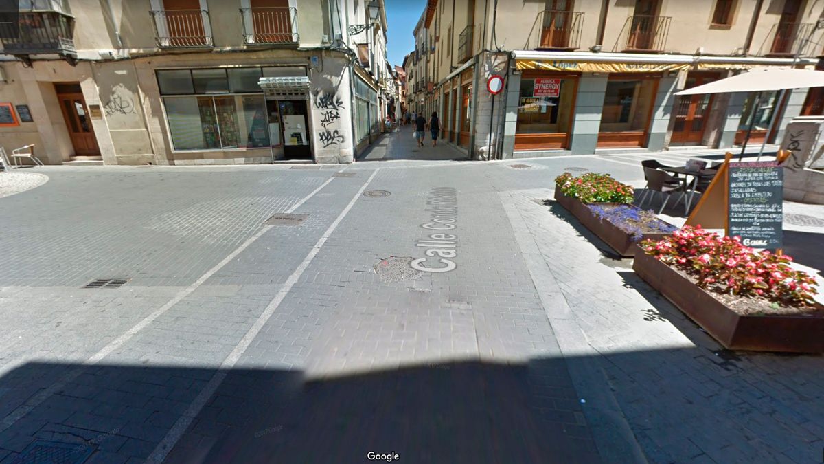 Zona en la que fue atendido el joven agredido en la madrugada de este domingo. | GOOGLE Zona en la que fue atendido el joven agredido en la madrugada de este domingo. | GOOGLE