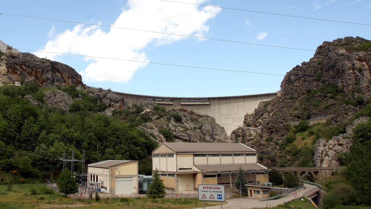 Imagen de archivo de la presa del Embalse de Riaño. | ICAL