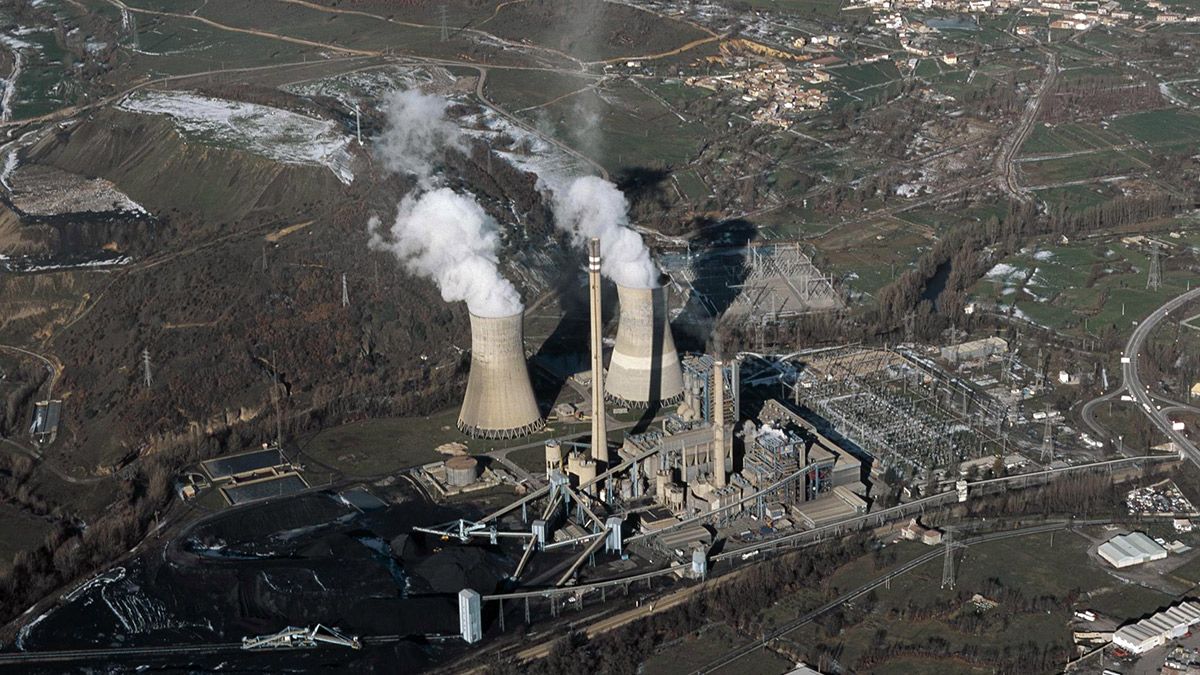 La central térmica de La Robla en una imagen de archivo. | ICAL