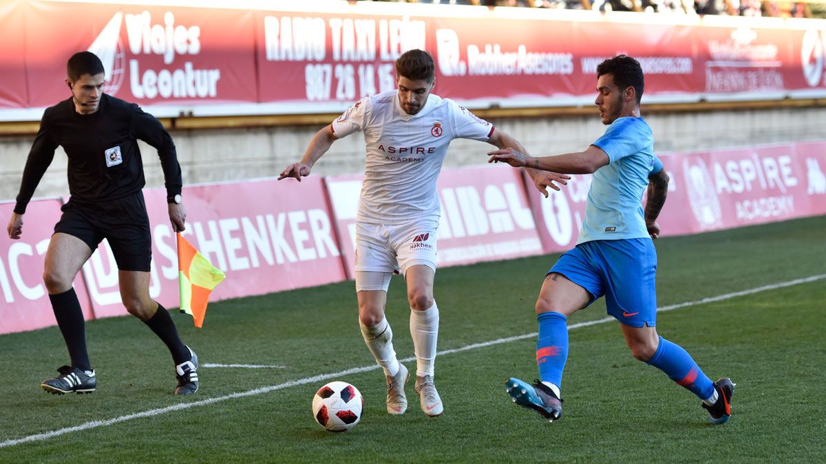 Iván González, durante un partido de esta temporada en el Reino de León. | MAURICIO PEÑA