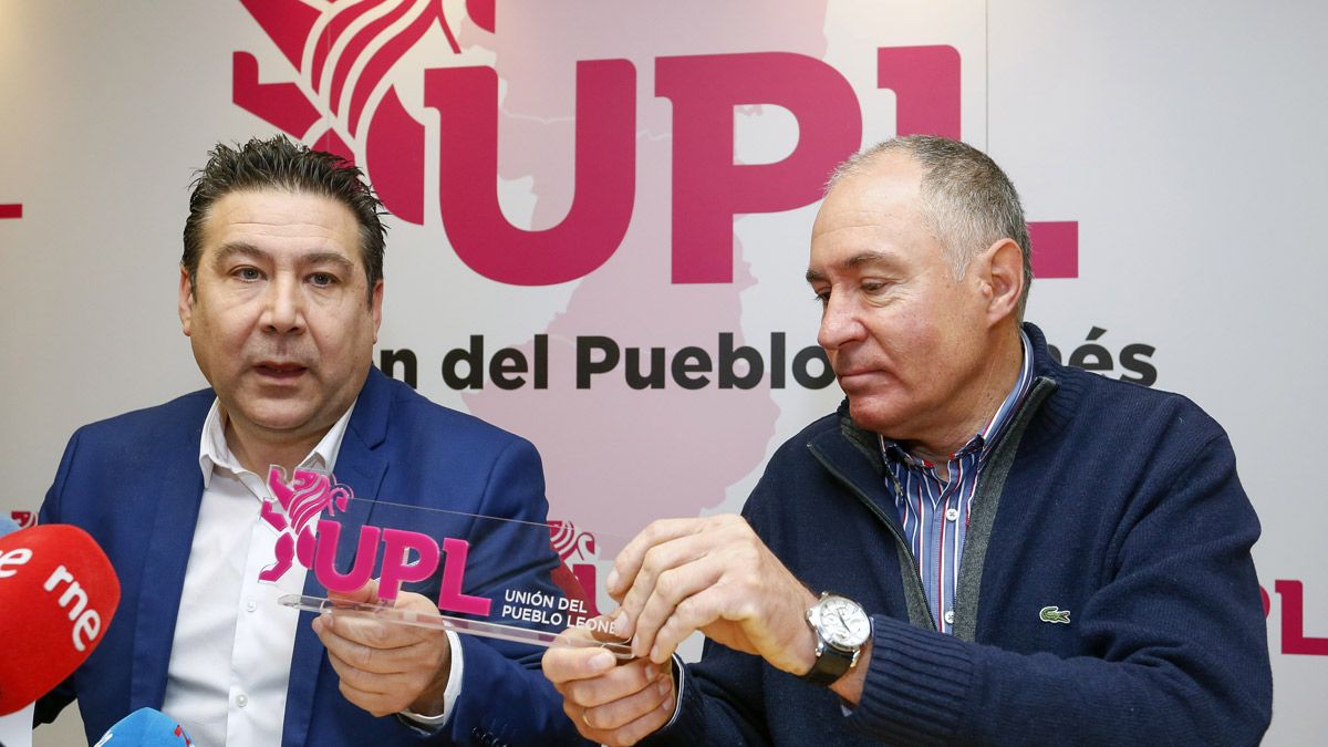 UPL quiere llevar a las Cortes la cuestión sobre los secretarios de las juntas vecinales. | ICAL