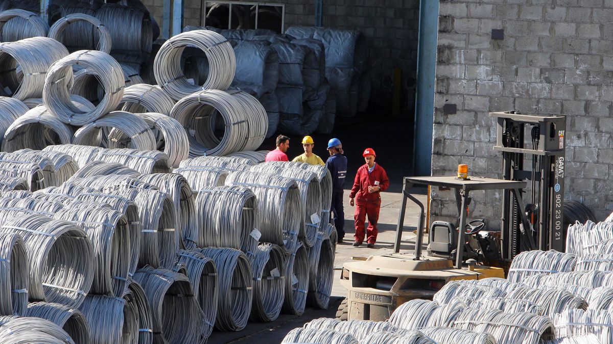 Los trabajadores de la acerera se plantean movilizaciones. | ICAL