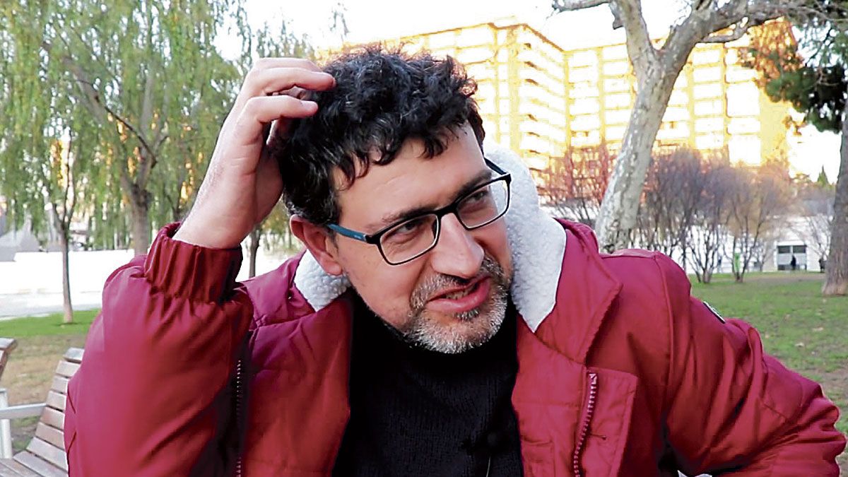 El director de cine leonés Carlos Balbuena.