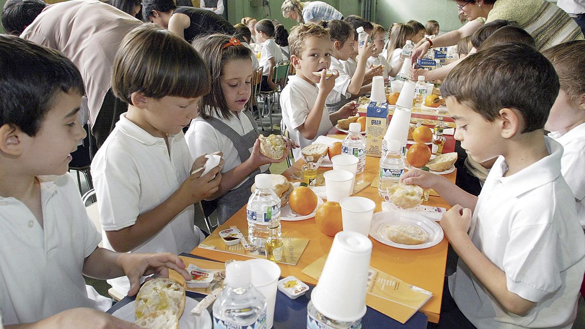 Uno de los comedores escolares de la comunidad, donde la Junta asegura que no se permite la línea caliente. | ICAL