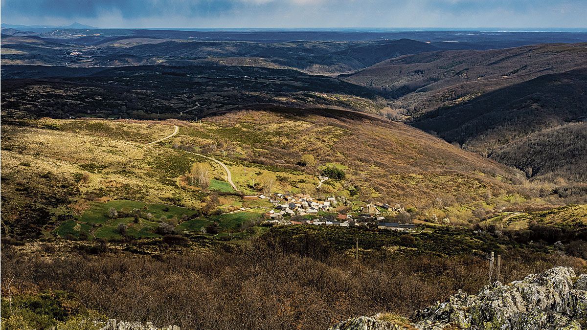 Rosales desde la cima. | VICENTE GARCÍA